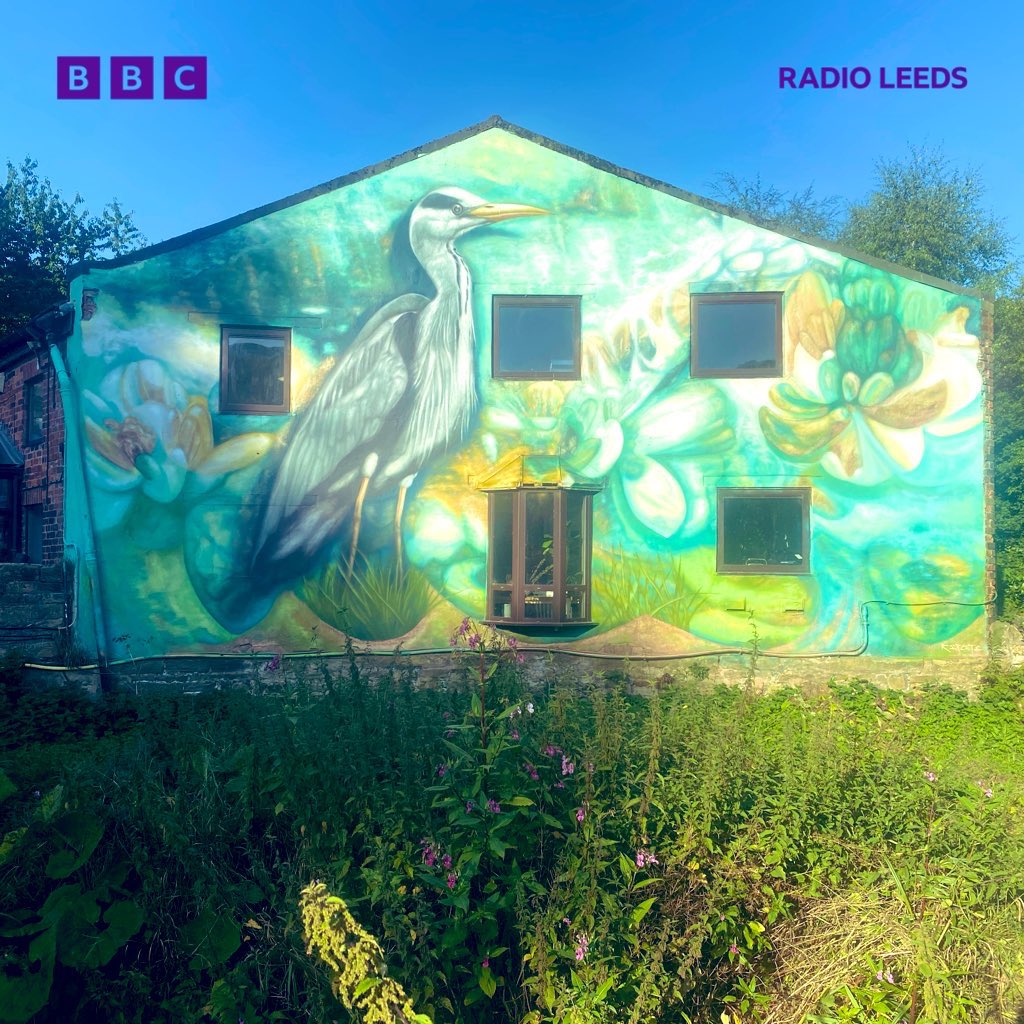 ItsOLY's tweet photo. 🆕 #Listen: From managing in this extreme heat, to celebrating its 40th Anniversary with a brand new mural…

I’m #LIVE at #Meanwood Valley Urban Farm, near #Leeds, chatting to CEO @AdamPOgilvie on @BBCLeeds.

▶️ @BBCSounds ▶️ https://t.co/toEep8O3uK 🐷🐑🍅🥒☀️ https://t.co/nimUP6SoAW