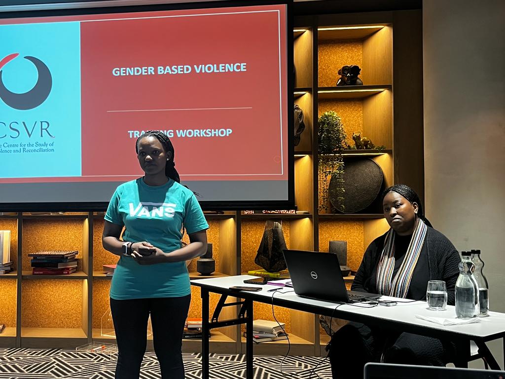 _CSVR's tweet photo. CSVR is hosting a training with community change agents on the three amendment act on GBV. Eight communities in Gauteng and North West.
#SouthAfrica #GBV https://t.co/8R9Va6Spts