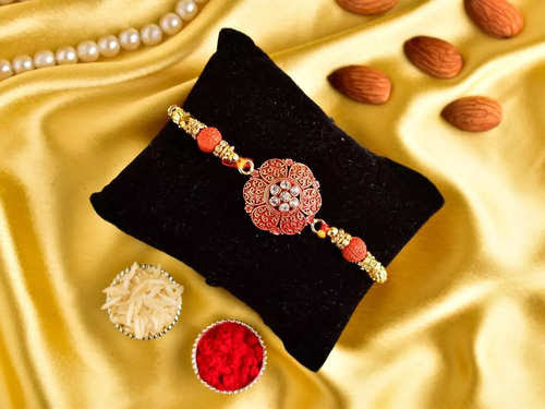 #HappyRakshaBandhan #RakshaBandhan #brothersisterlove