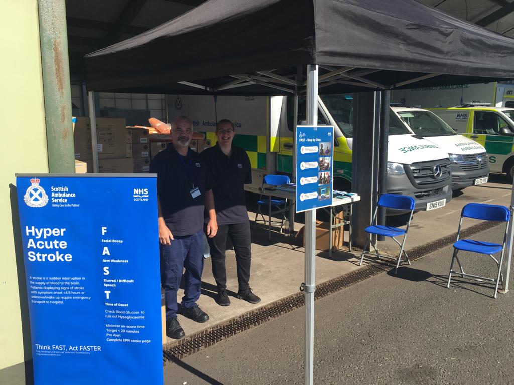 The MTU FAST Awareness Team in the East are at Edinburgh City Station today - enjoying the sunshine and a warm welcome - raising stroke and FAST awareness.