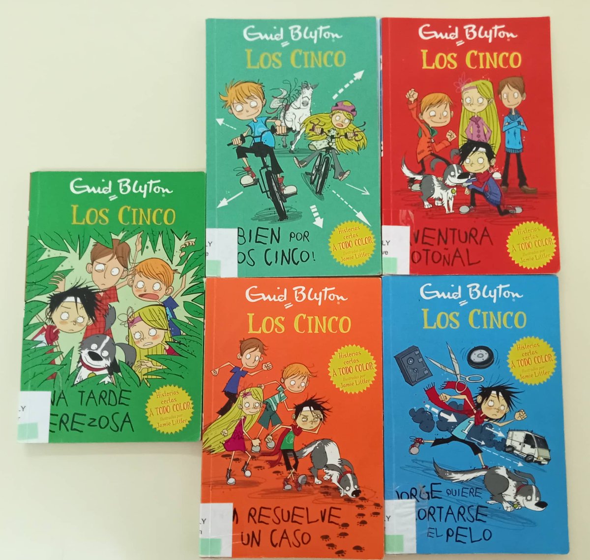 Biblioteca Municipal de Gallur tweet media