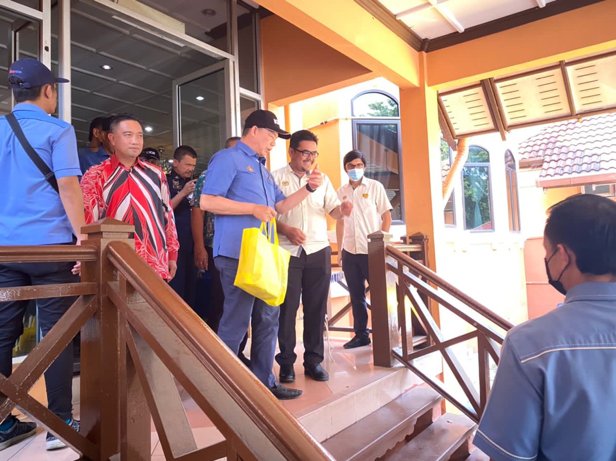 Wan Nurul Azhar tweet media