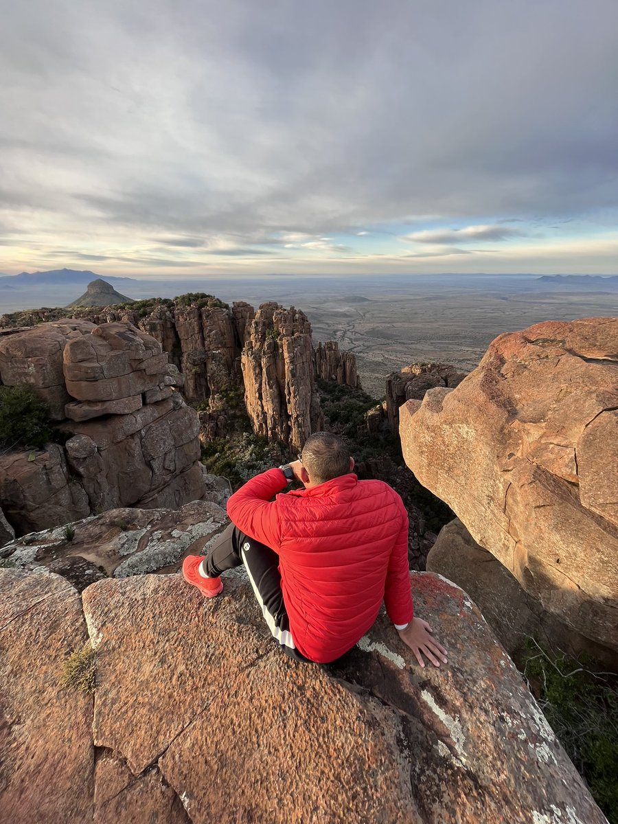 jody_jacobs's tweet photo. South Africa is beautiful #ValleyOfDesolation @SANParks #GraafReinet #aroadtrip https://t.co/oSKzvhhYNQ