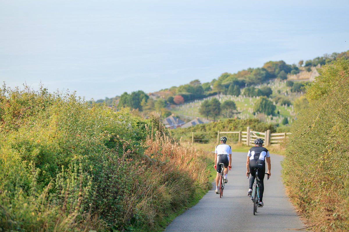 Martin Hill (@tenerifetommy) on Twitter photo RT <a href="/szilviade_/">Déri Szilvia</a>: RT <a href="/VisitIOW/">Visit Isle Of Wight</a>: Head to the #IsleofWight for a cycling holiday set within the best of the English countryside.🚴♂️
With its picturesque towns, villages and stunning landscape, the #IOW is a perfect place for a day ride or long weekend, exp… RT <a href="/szilviade_/">Déri Szilvia</a>: RT <a href="/VisitIOW/">Visit Isle Of Wight</a>: Head to the #IsleofWight for a cycling holiday set within the best of the English countryside.🚴♂️
With its picturesque towns, villages and stunning landscape, the #IOW is a perfect place for a day ride or long weekend, exp…