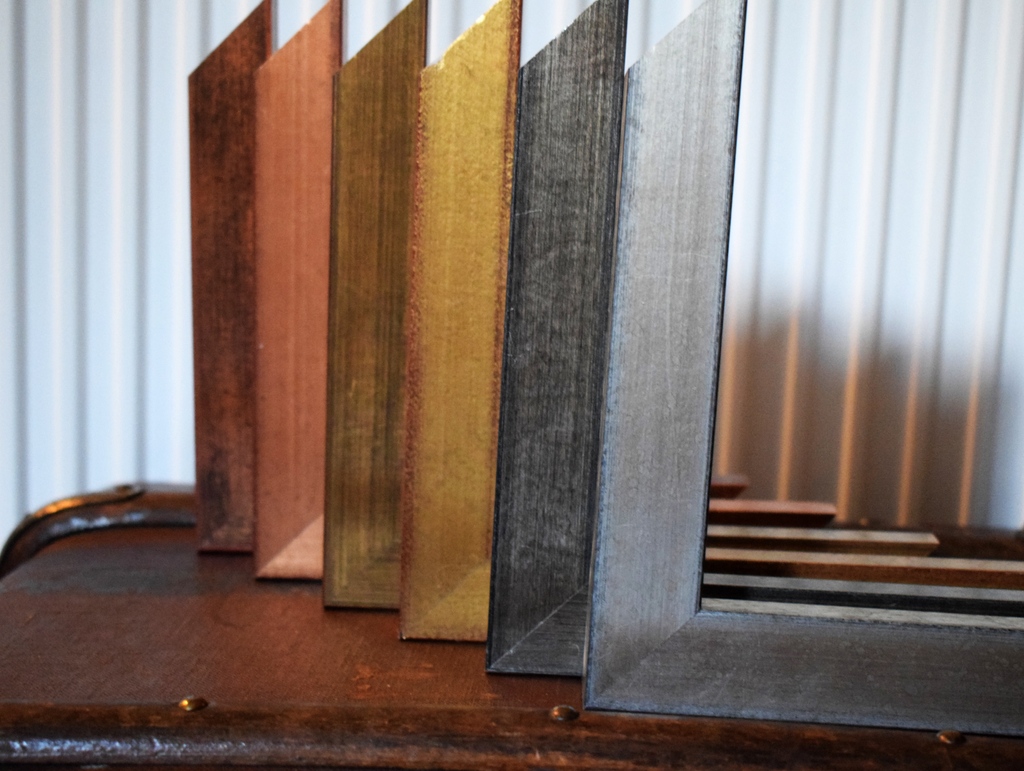 FlagshipFraming's tweet photo. Our Hepworth collection features 6 profiles in a variety of shapes and sizes, such as these large box mouldings!
#Flagshipframing #bespokeframing #customframing #custompictureframing #pictureframes #wallart #thinkoutsidetheframe #supportsmallbusiness
#pictureframing #pictureframe https://t.co/ZwoWtiNZRK
