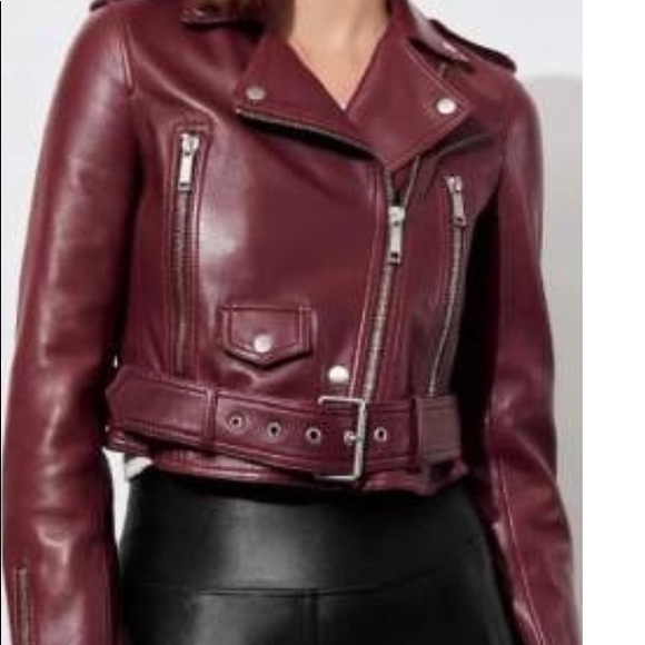 Montage_Decor's tweet photo. So good I had to share! Check out all the items I'm loving on @Poshmarkapp #poshmark #fashion #style #shopmycloset #goodamerican #ragbone #lthjkt: https://t.co/YP3c4DOa27 https://t.co/9j0mSbEnwr