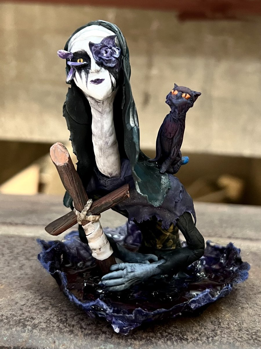 アンちゃん記念日おめでとう！
「弱き者」衣装のフィギュアを作りました
#2022使徒アン記念日
#使徒アン記念日2022