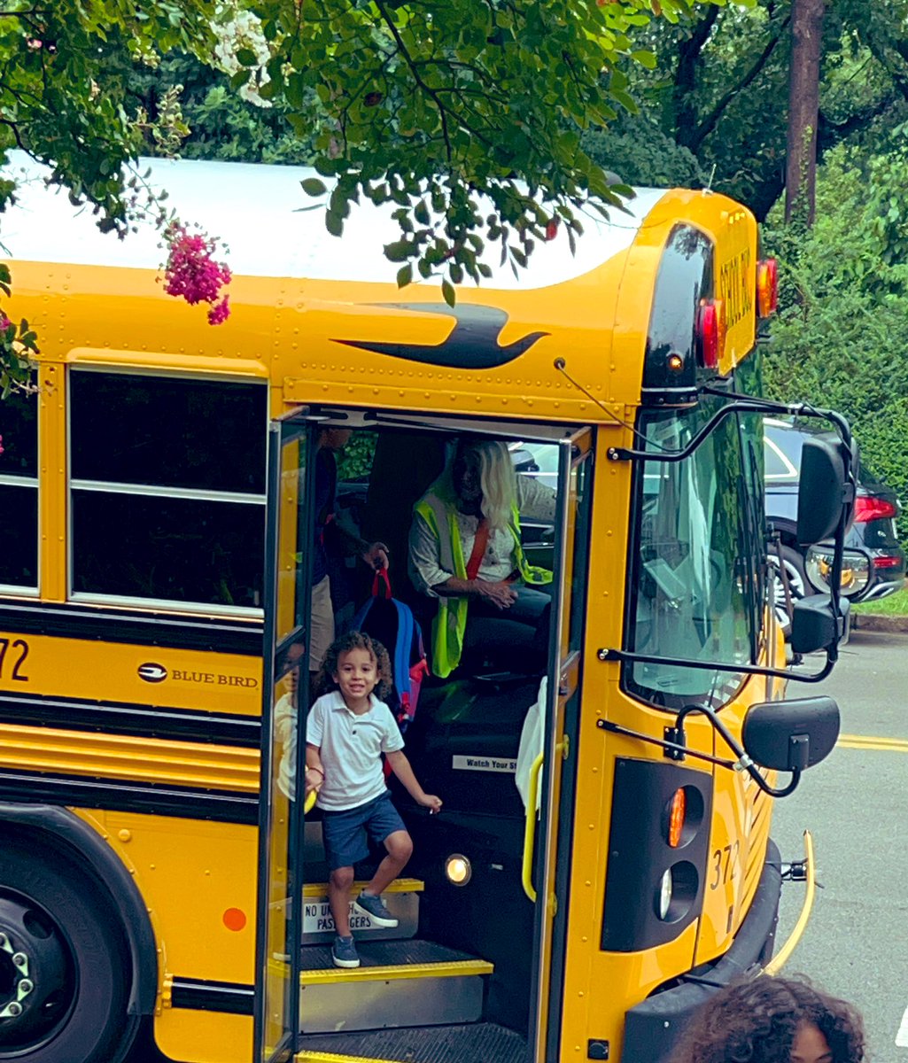 First Day! 💙📚🚌