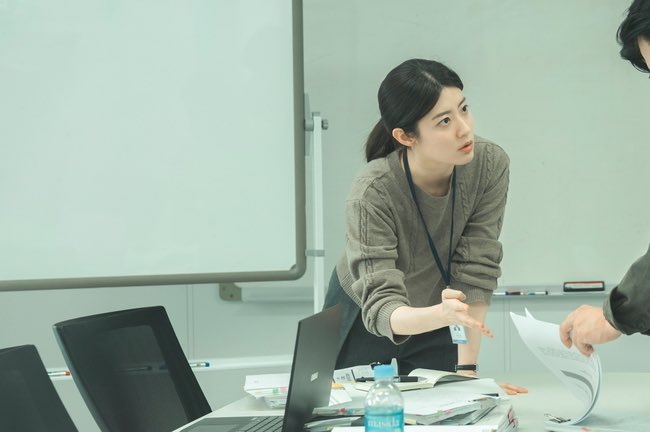 DramaCool_blog's tweet photo. #LittleWomen new still cuts of #NamJiHyun , broadcast on September 3.#Dramacool #MyAsiantv.de #WatchAsian #Fastdrama #Dramabeans #drama4u #dramanice #Kdrama #Kseries #dramafever #dramalist #newasian #kissasian  #dramaforever #Fun #Entertainment #Dramania #Dramago https://t.co/cXkkO03DiF