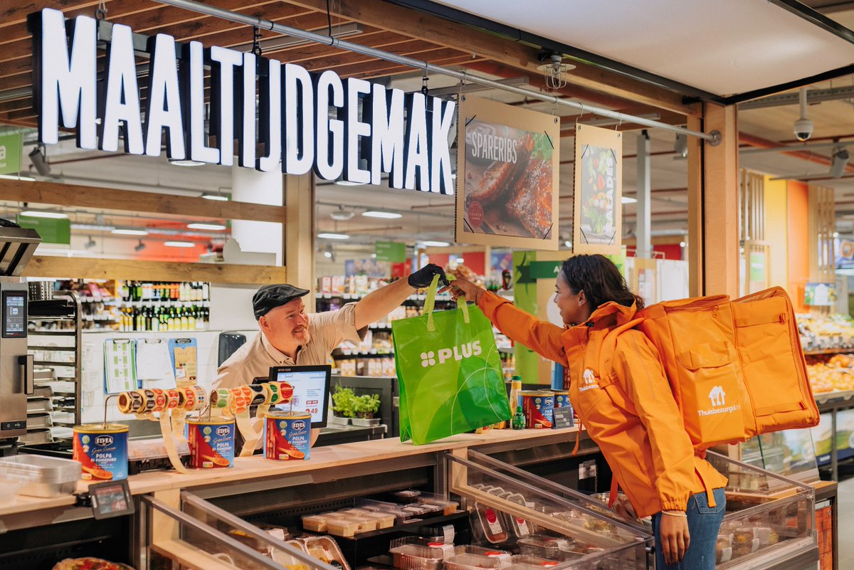 Goed nieuws! Vanaf vandaag shop je ook je boodschappen van @PLUSsupermarkt gemakkelijk via Thuisbezorgd 🥦🍅🍞 Lees meer in onze newsroom: bit.ly/3Qg6bOf