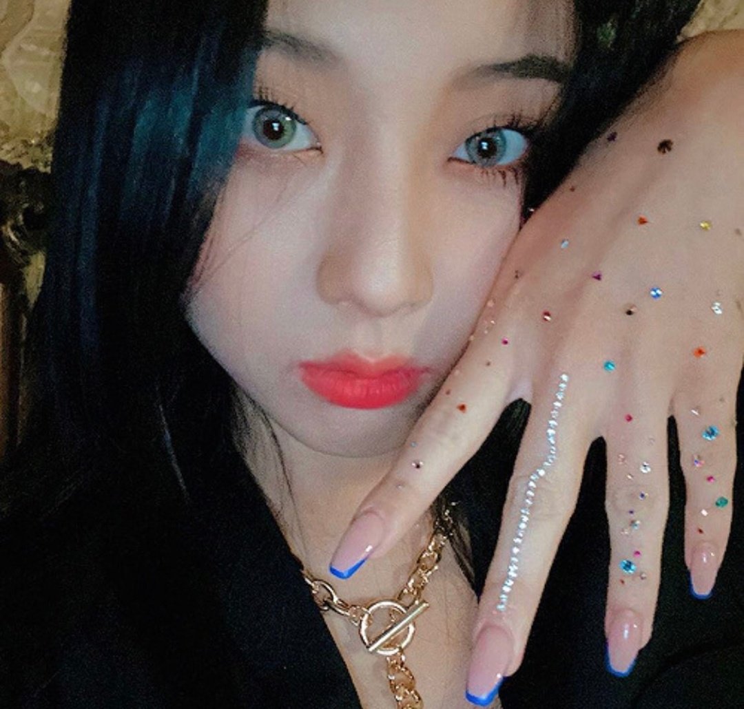 clchebul's tweet image. this genre of clc &amp;gt;&amp;gt;&amp;gt;