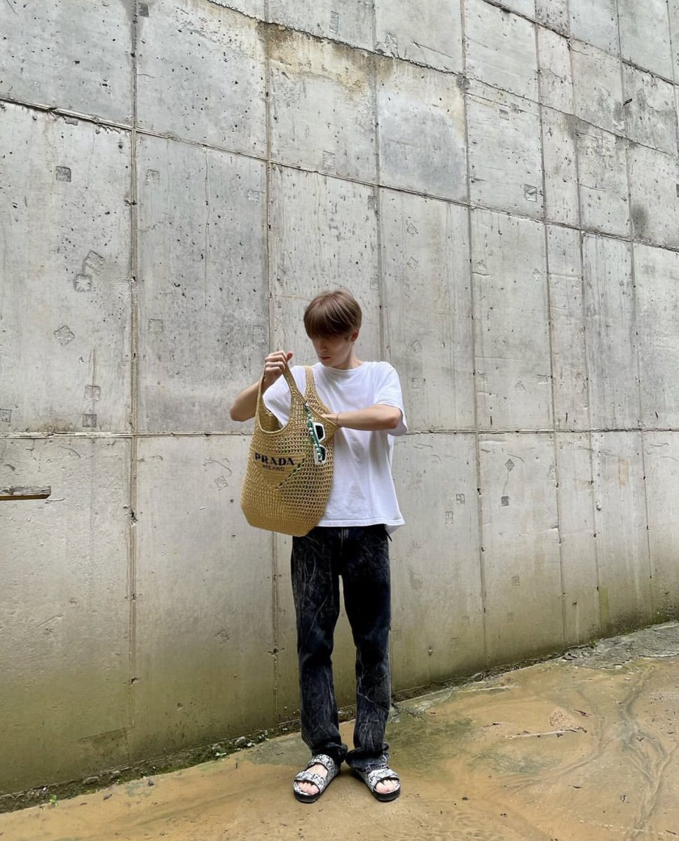 LOOKSJJH's tweet photo. #JAEHYUN 🤍 https://t.co/3LUqEFsvpo