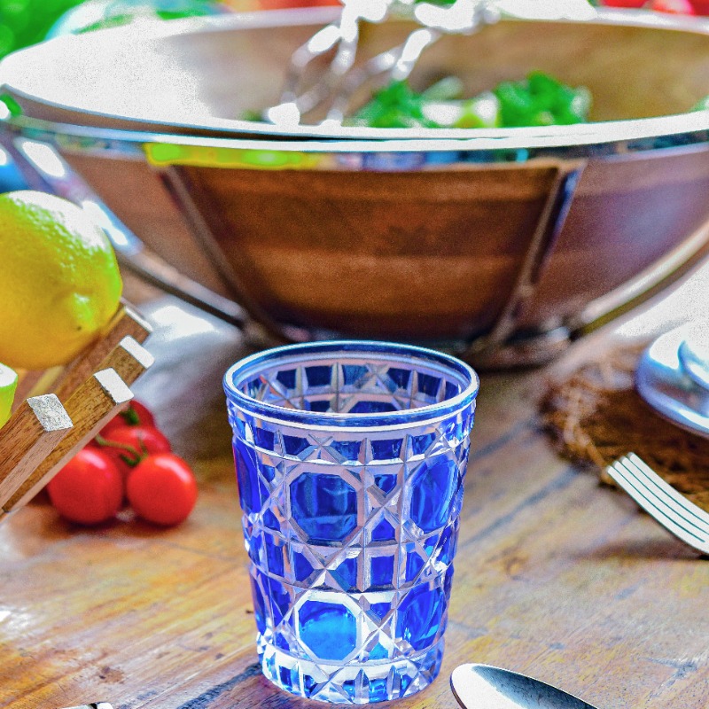 RoomoursHome's tweet photo. ارفع يدينك اذا حاب تتميّز بطقم كاسات رائع لسفرة طعامك الصيفية 🌞 ​​

Raise your hand if you need these glasses for your summer table to stand out.
It also comes in 5 other colors!!​

#Roomours #Glassware #Colorful #Tableware #Homeaccesories