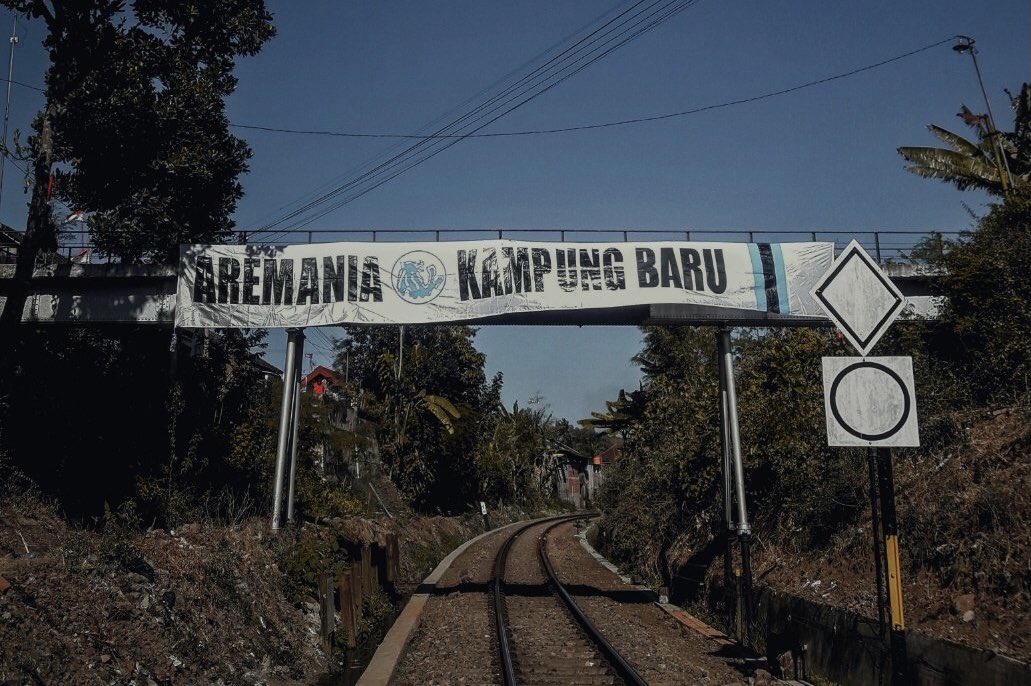 nuckyaditya's tweet photo. Selamat ulang tahun sayang 🦁💙 @AremafcOfficial https://t.co/NO1lDwllHJ
