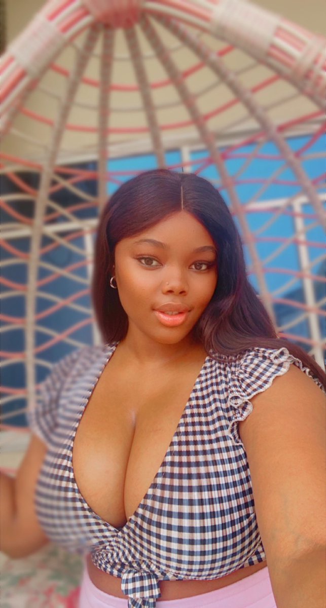 aiishadamn's tweet photo. “Not new here...please follow me🫣 https://t.co/ZWeRWydEg6