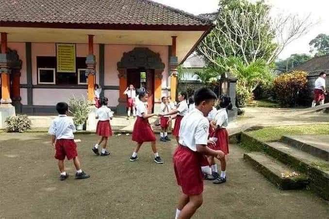 Foto2 anak sekolah di Bali
Bali is the best 👍👍👍👍👍