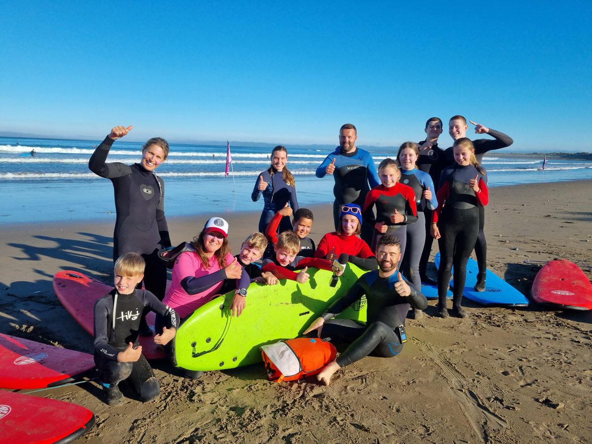 deric_tv's tweet photo. Surfs up in Standhill, Sligo 📺🙏🏽☀️📍🏄‍♂️ @IrelandAMVMTV https://t.co/5MGGFMDzvG