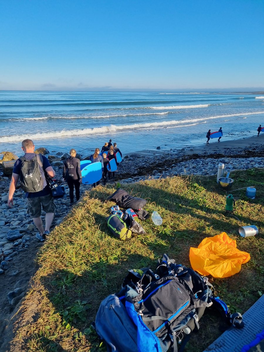 deric_tv's tweet photo. Surfs up in Standhill, Sligo 📺🙏🏽☀️📍🏄‍♂️ @IrelandAMVMTV https://t.co/5MGGFMDzvG