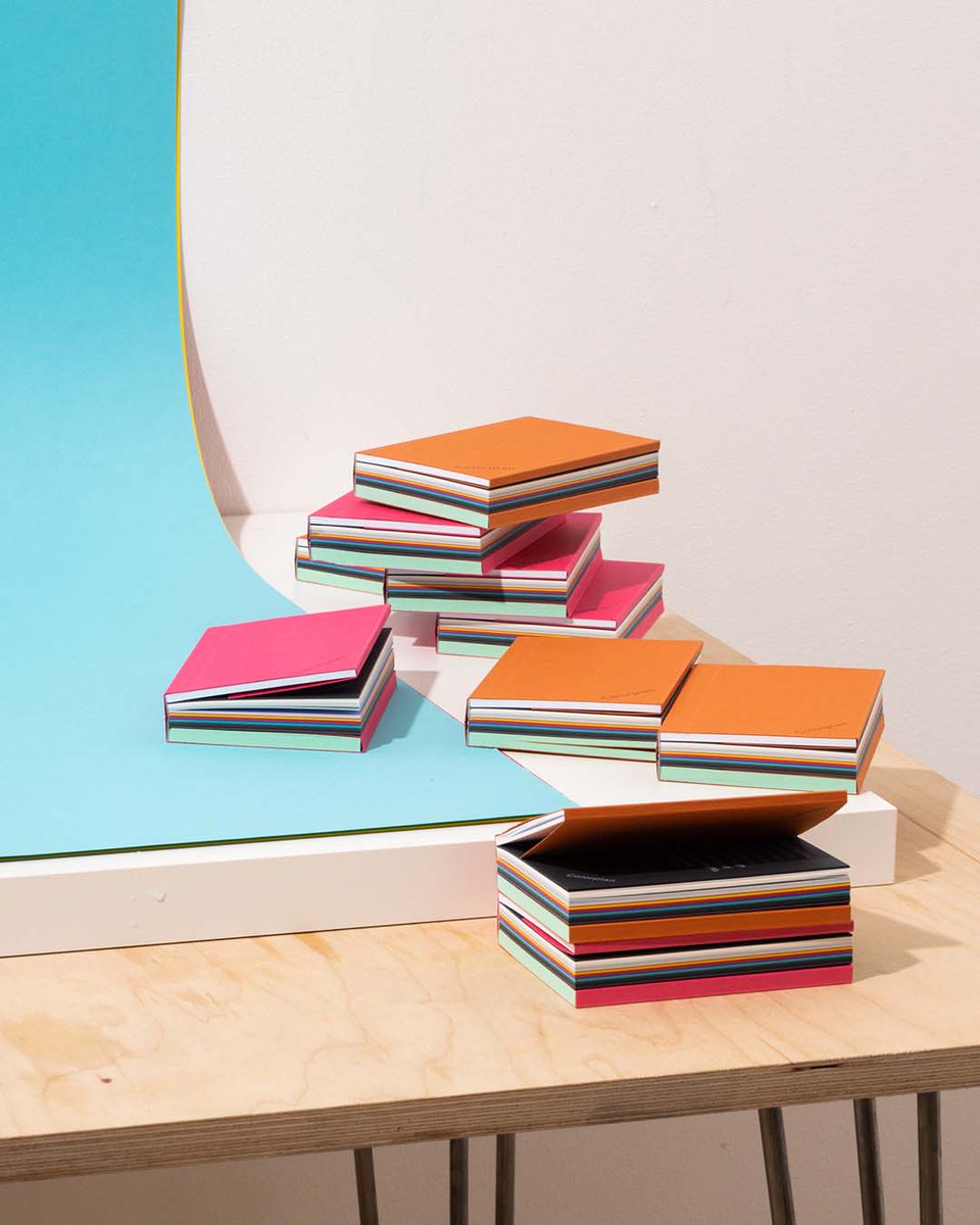 GFSmithpapers's tweet image. 📸 Behind the scenes of the @colorplanpapers #ColorplanMini No. 3 shoot with Handover.