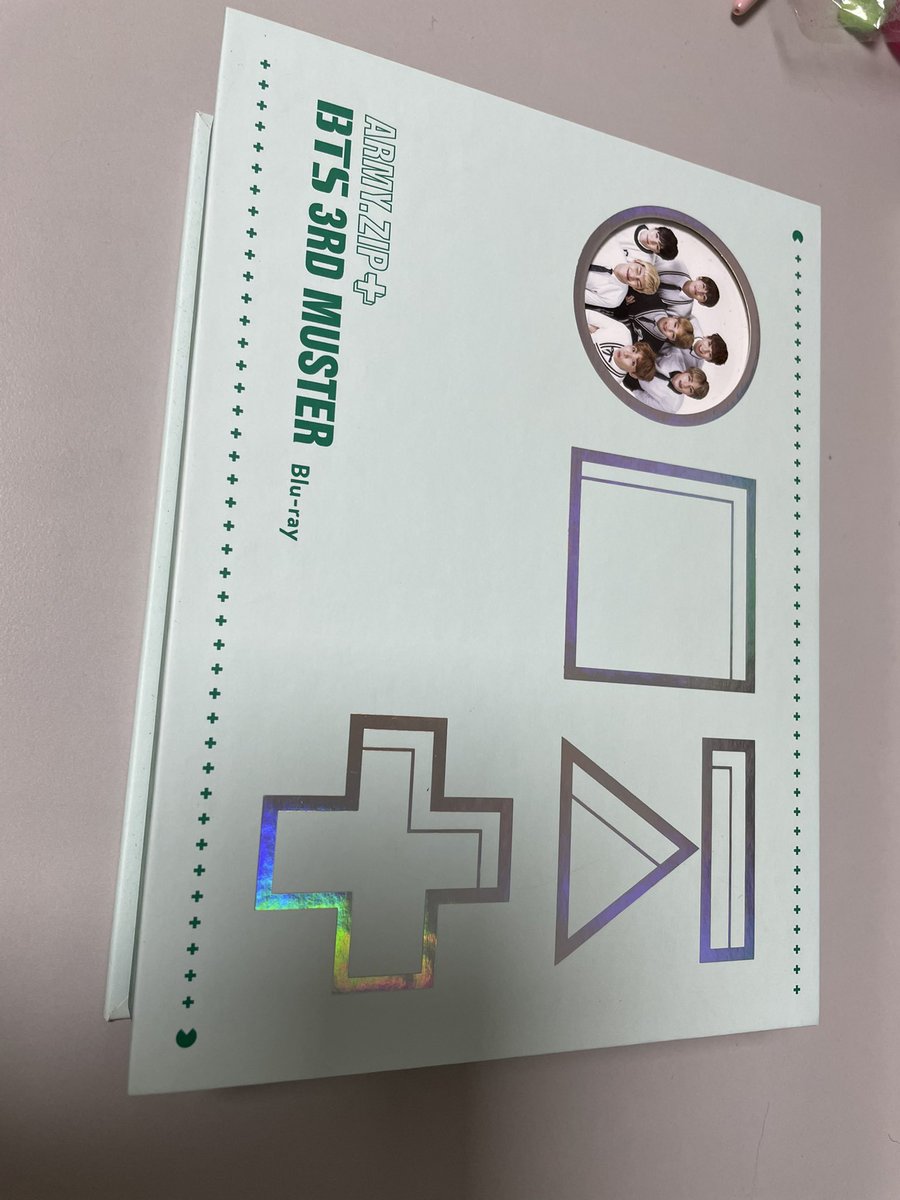 checkfondue's tweet photo. 머삼터 블루레이 풀셋 정국 등신대 
3rd muster blueray full set

- 아웃박스 생활기스, cd 재생 해본적 없음

택포 13.0
include shipping fee 13.0

BTS 방탄소년단 남준포카 석진포카 윤기포카 호석포카 지민포카 태형포카 정국포카 포토카드 머삼터 DVD poca sell 시즌그리팅 메모리즈 교환 양도 https://t.co/DMdSjb55Pu