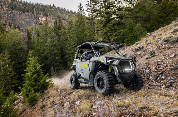 Atvrom1's tweet photo. Polaris a dezvaluit lineup-ul de SSV-uri RZR pentru sezonul 2023. Citeste stirea pe https://t.co/uHLGFAqsHS 💨💨https://t.co/vSKxgZnwih
#polaris #sidebyside #ssv #polarisrzr #atvrom #offroad https://t.co/gL5HnDBSBf