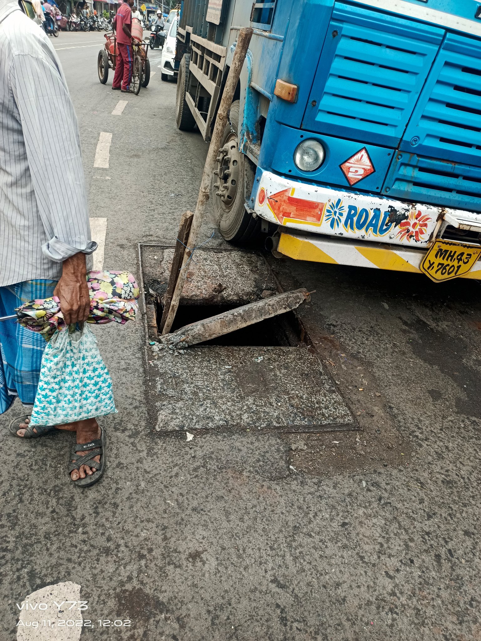 VOICE OF MUMBADEVI on Twitter "Request mybmcWardB mybmcSWD mybmc to