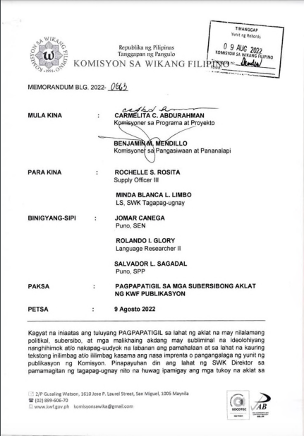 mjaysoncayabyab's tweet photo. As the country commemorates Buwan ng Wika,  the Komisyon sa Wikang Filipino has issued a memorandum calling on schools and libraries to pull out the following 
"subversive" books for being "anti-government." @PhilippineStar @onenewsph https://t.co/tCfhqkLJOj