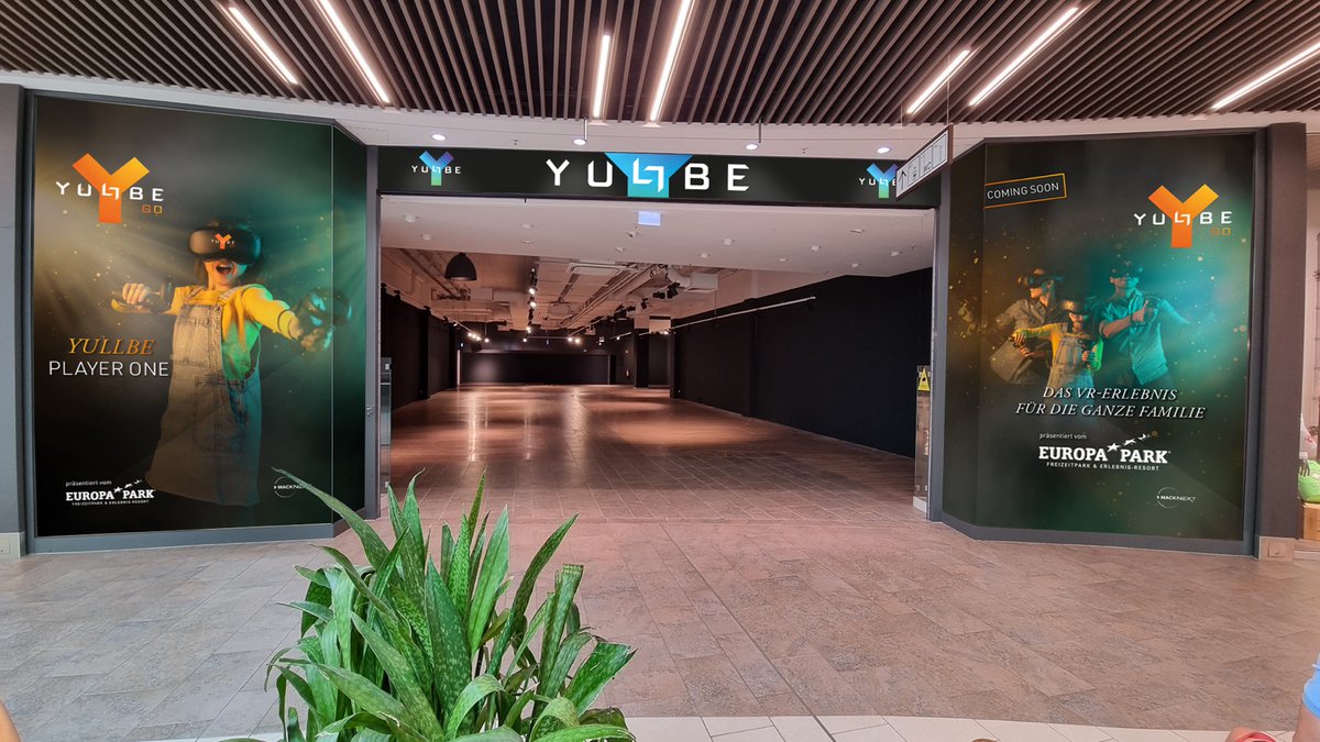 tpc_de's tweet photo. YULLBE GO kommt ins Quartier Q 6 Q 7 nach Mannheim

🇩🇪 https://t.co/Nk0N3i2nEn
🇺🇸 https://t.co/y2mr0RPnxM

#YULLBE #Mannheim #MACKNeXT #VR #VirtualReality #Experience @yullbe_official 

Bild ©: @europa_park https://t.co/cx2DjwY7th