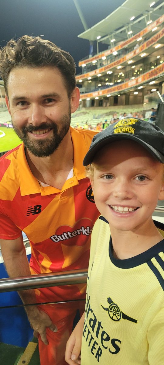 Great night at @Edgbaston for @thehundred Alfie is a lucky omen. His last game was Imran Tahir's hat trick! Great effort @will_smeed and @BrookesHenry Fair play to the players spending time with the young fans post match 👏 #BirminghamPhoenix #TheHundred