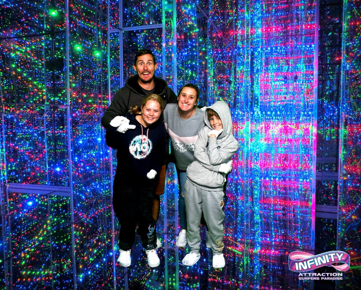 Another awesome FAMILY PORTRAIT 👌