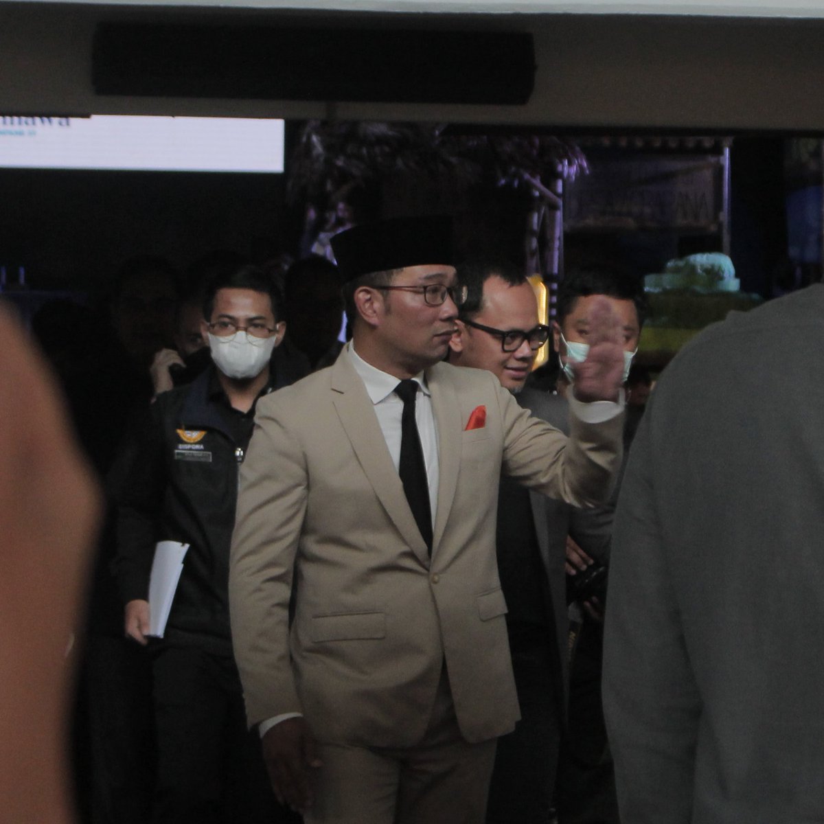 IPBbercanda's tweet photo. boleh juga mpkmb tahun ini https://t.co/w38TOBlLHS