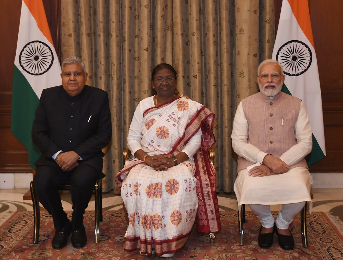 narendramodi tweet picture