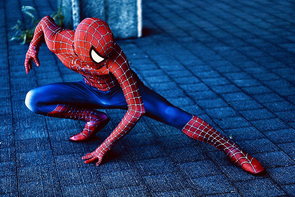 FLASHbbsk_SOS's tweet photo. 昨日の撮影のやつ
#spidermanmask
#spiderman #赤レンガ #spidermannowayhome #spidermancosplay #spidermanmovie #cosplayer #会えるスパイダーマン #スパイダーマンノーウェイホーム #スパイダーマンコスプレ #スパイダーマン大好き #ファインダー越しの私の世界 https://t.co/LJmXaYBgR5