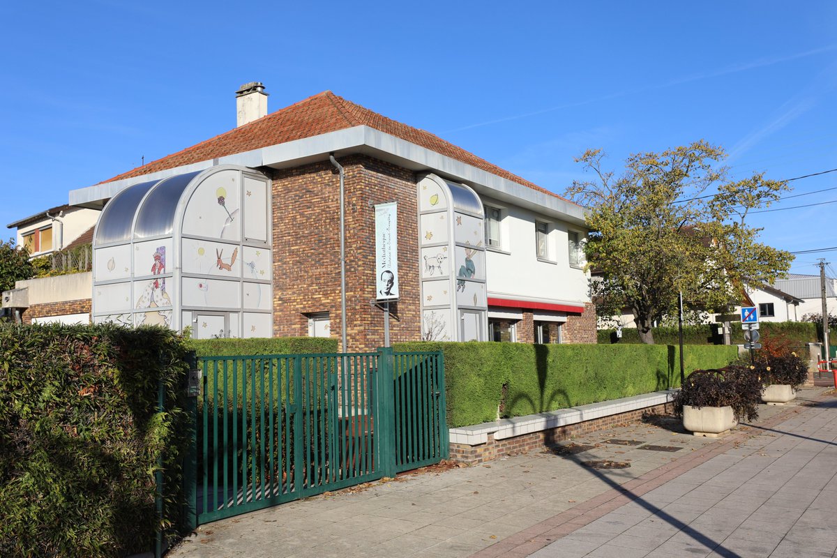 Fortes chaleurs : fermeture de la médiathèque 🌡

La médiathèque Antoine de Saint-Exupéry sera exceptionnellement fermée le vendredi 12 août et le samedi 13 août l'après-midi en raison des fortes chaleurs.

Elle sera donc ouverte de 9h30 à 12h30 seulement.