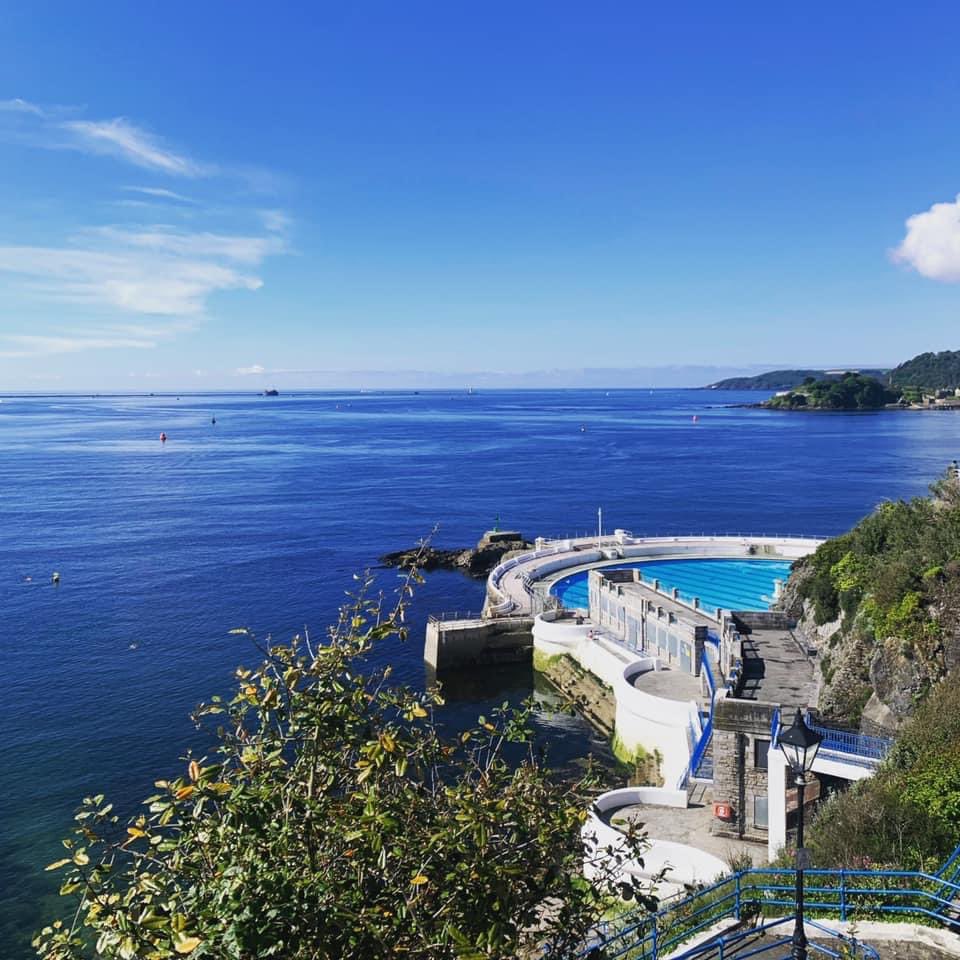 Is there a better place to spend a weekend than in the sun and near the water? ☀ We have some LATE AVAILABILITY over this glorious weekend, so why not join us in Plymouth to soak up the sunshine🥂

Call us on 01752 220782 today or visit our website to book! 📞