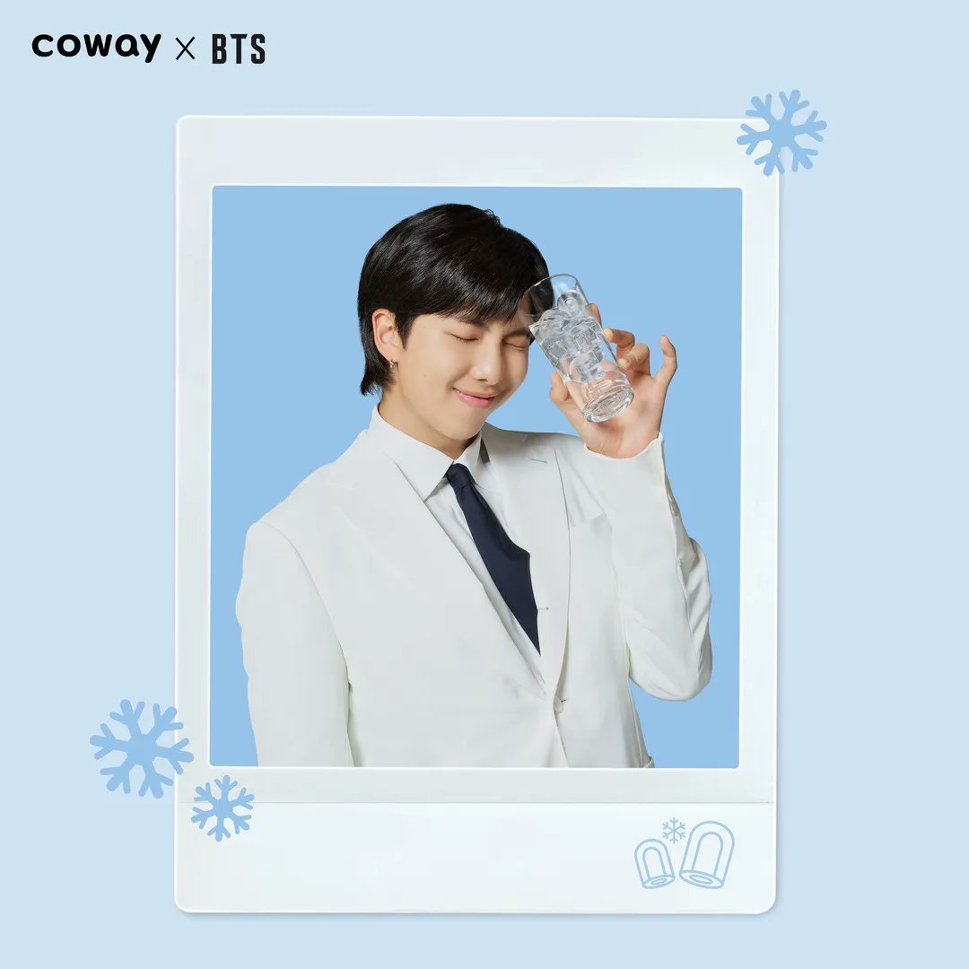 FZ3dS1taAAAAfLY?format=jpg&name=medium