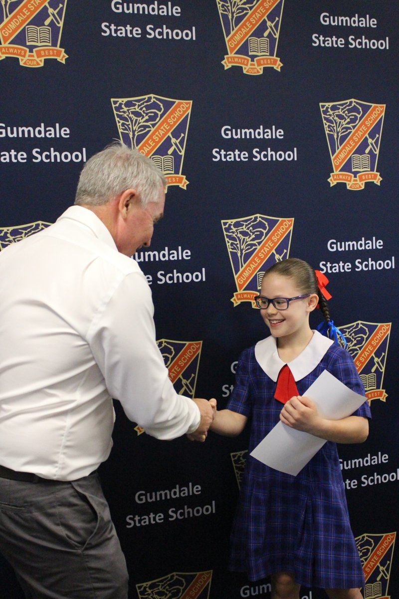 David_Klyne's tweet photo. There’s Paul Green the athlete and coach…and then there’s the person – a wonderfully humble and genuine human who loved giving back and inspiring the next generation. Mila will not forget her moment with you. RIP Paul Green. #gumdaless #alwaysourbest #nrl https://t.co/zhFVbDi3Pg