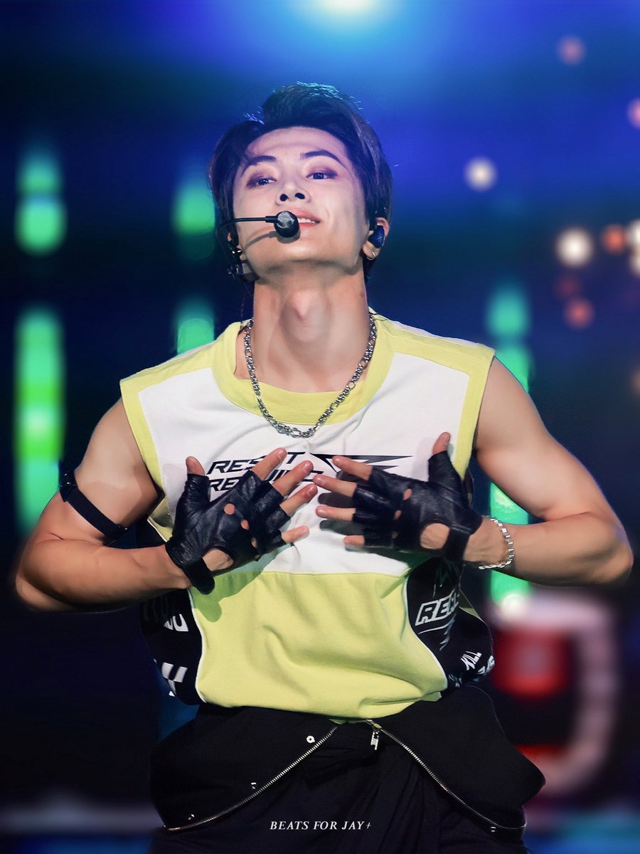 0420MEDIA's tweet photo. PARK JONGSEONG OHMYGOD?? https://t.co/TQEhwvyHg1