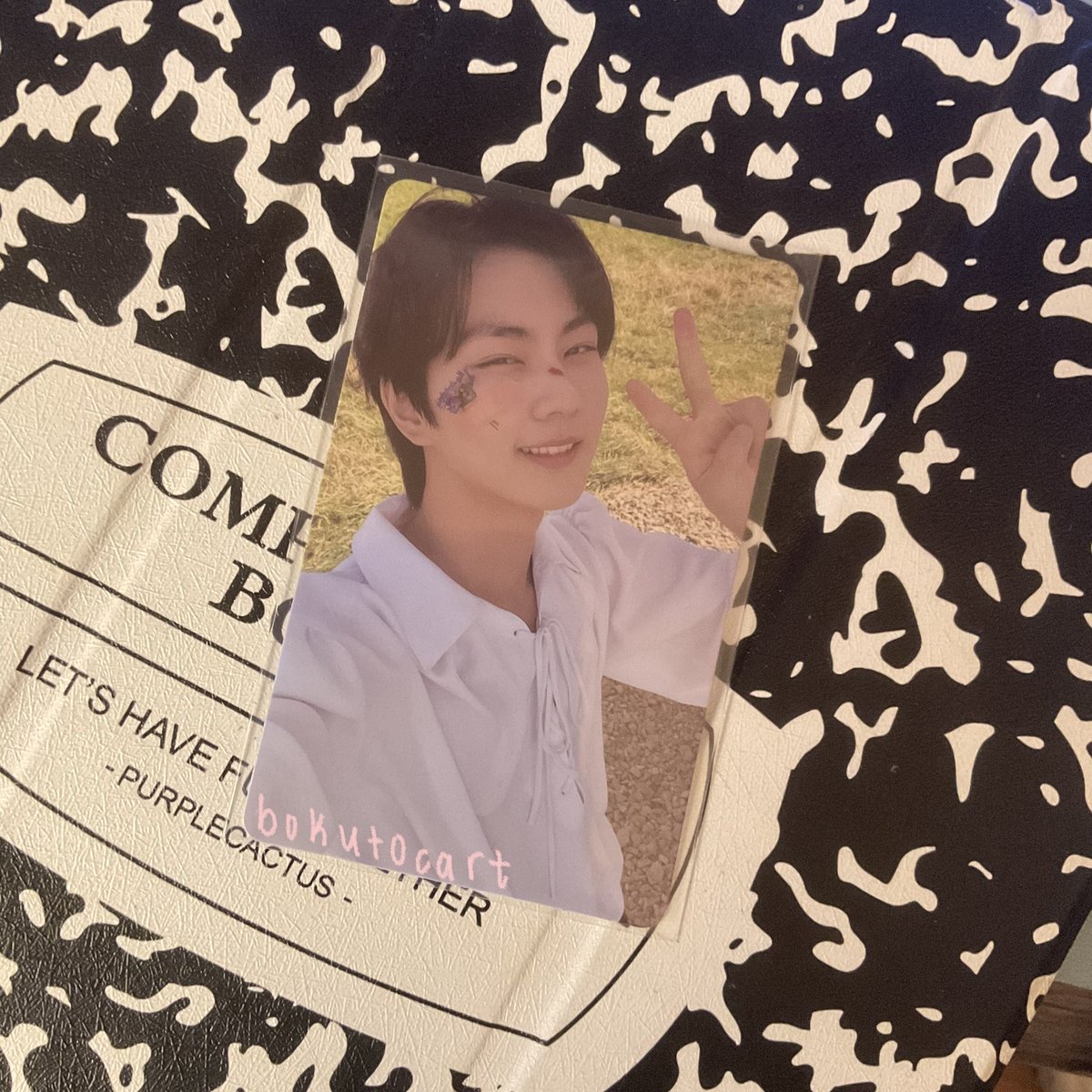 bokutocart's tweet photo. wts lfb ph

jungwon dimension answer yet ver pc
— 350 php + sco lsf
— clean condi 
— payo gcash only

# enhypen want to sell jungwon flower https://t.co/weS1wWjRGl