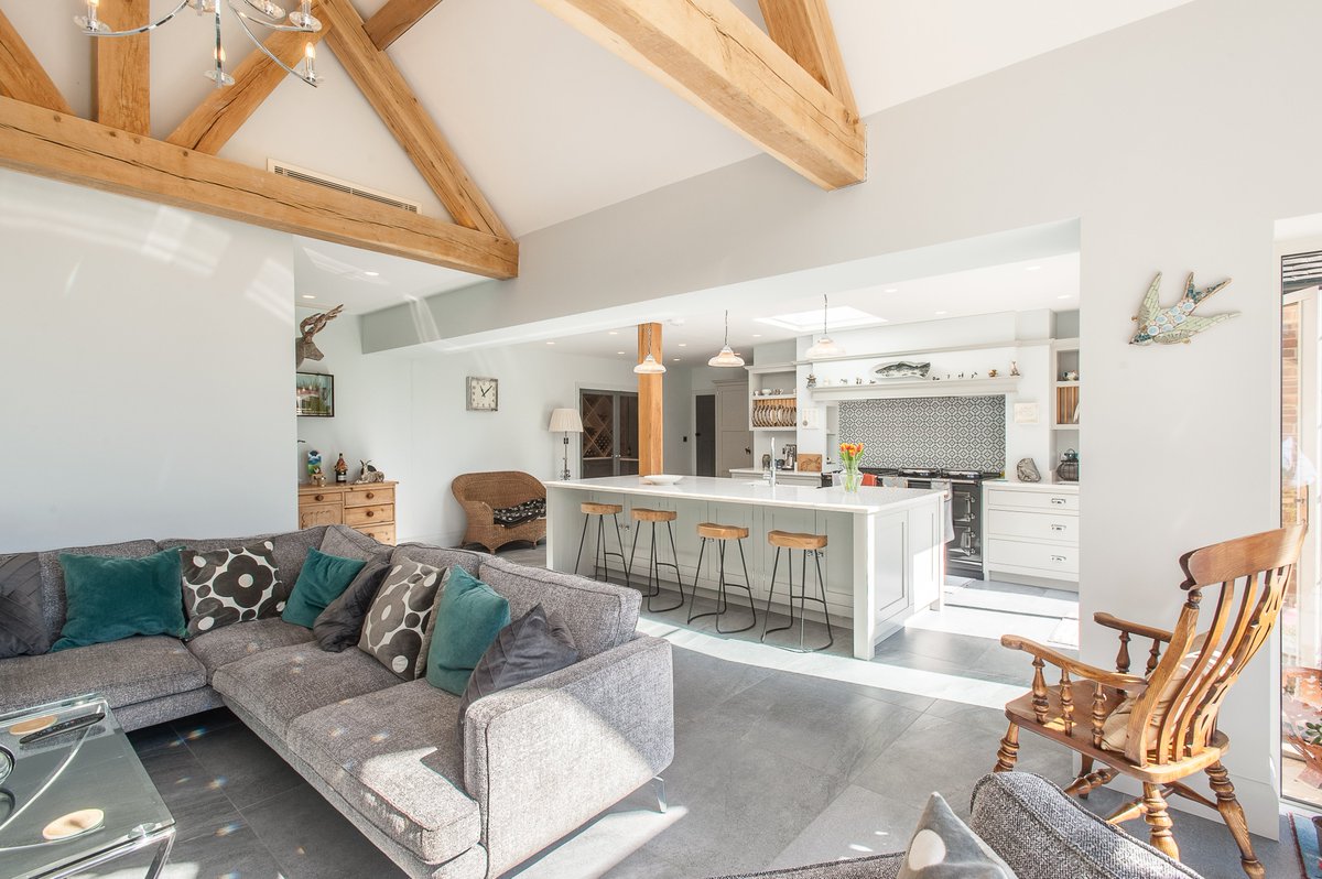 Jonathan Randall tweet media