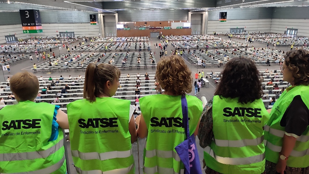 SATSE_Euskadi's tweet photo. 😡SATSE denuncia que la publicación de personas aprobadas de la #OPE18-19 y que el periodo de entrega de documentación, reclamaciones e impugnaciones sea en agosto👉https://t.co/lEuKq09qte https://t.co/7E8R6Tml8U