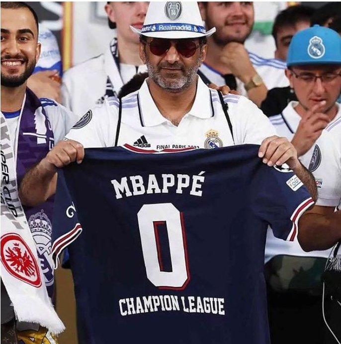 ElCalon2's tweet photo. J'aime l'humour madrilène...😉👍💙🤍 Allez Madrid !
#TeamOM
#RMAFRA https://t.co/jluJuJJoNb