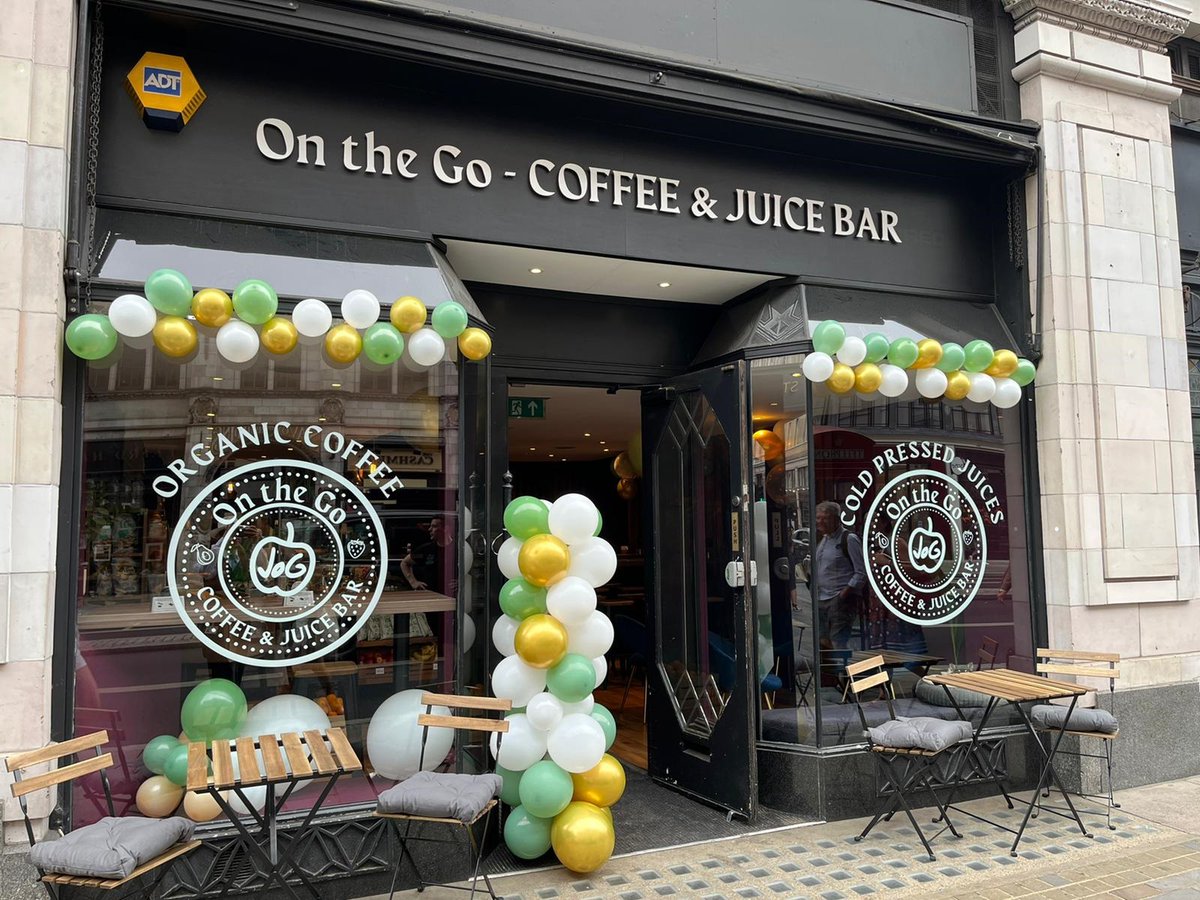TheNorthbankBID's tweet photo. New Coffee Shop Alert. 🚨

🥐 On The Go - Coffee &amp; Juice Bar have opened a brand new branch in #northbank.

Head over to see their separate juice and coffee menus. ☕ 🍊 🥕 🥪

#northbankbid #northbank https://t.co/QaD41ttdV9