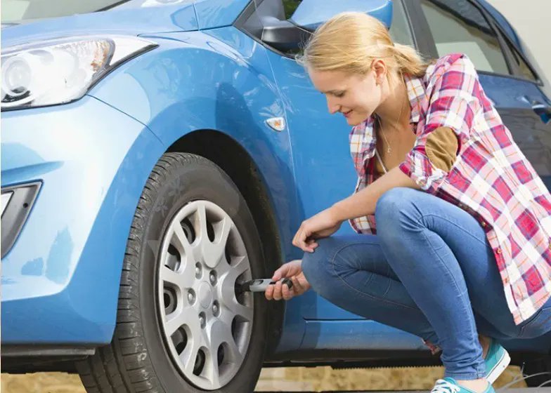 #Vacances : évitez des problèmes sur la #route !
Selon un #sondage d’Odopass, 1 Français sur 10 a subi une avarie avec sa #voiture ; et 1 #vacancier sur 2 ne fait pas de #controle avant de partir… 
buff.ly/3Jv7Vkh
<a href="/RoutePlusSure/">Sécurité routière</a>