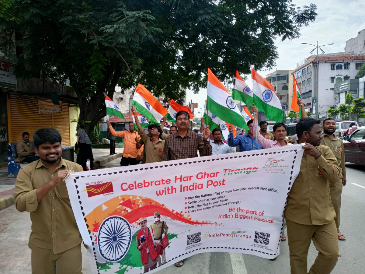 hydhqpostalregn's tweet photo. Prabhat Pheri was organized by Humayunagar Post Office of Hyderabad City Division under 
@hydhqpostalregn on 11-08-2022
 Come join us for #HarGharTiranga #IndiaPost4Tiranga
@IndiaPostOffice
 @mygovindia
 @AshwiniVaishnaw
 @devusinh https://t.co/XRLX9FUKWx