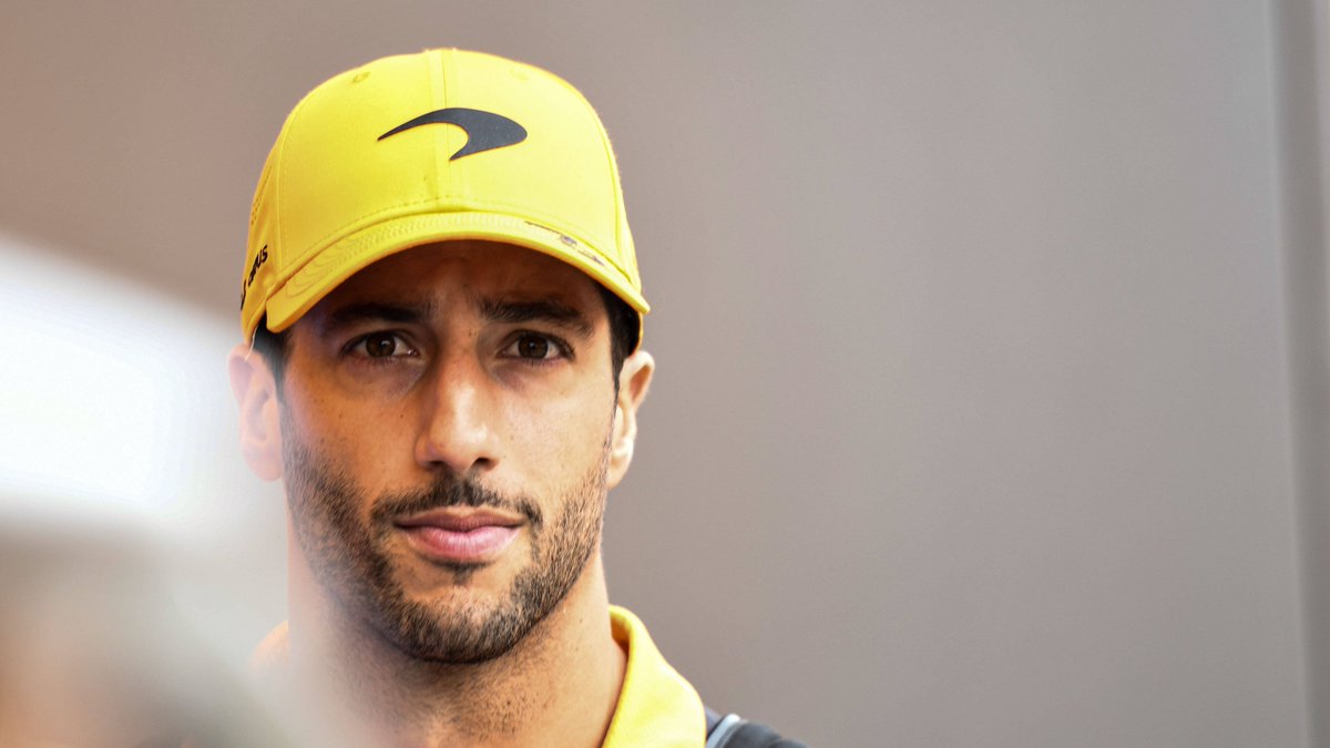McLaren head-to-head this season:

Lando Norris
🏁 Race - 11
⏱️ Qualifying - 10
💯 Points - 76
🍾 Podiums - 1

Daniel Ricciardo
🏁 Race - 2
⏱️ Qualifying - 3
💯 Points - 19
🍾 Podiums - 0

Where will they finish in the Constructors' Championship? 🤔

#F1