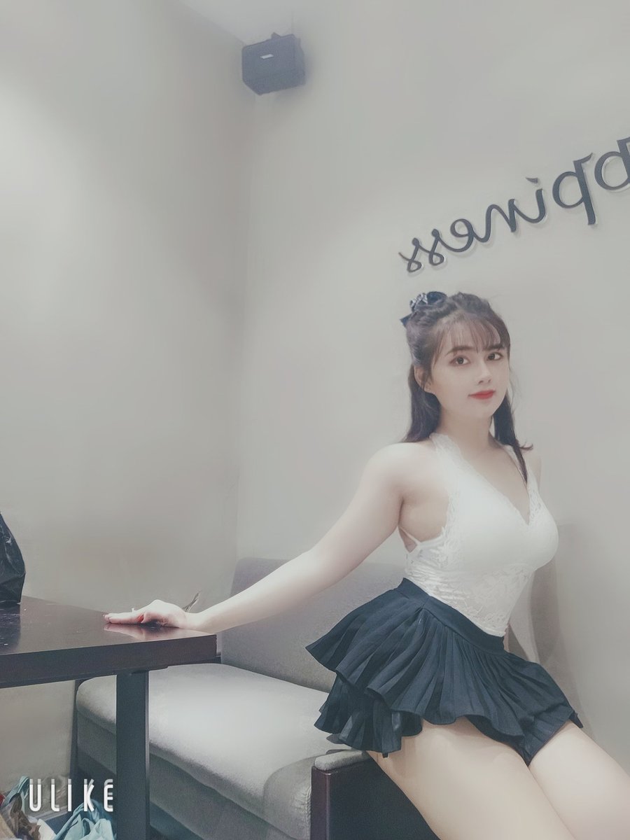 NhungNhizz's tweet photo. Qua hẹn hò với em đi nào https://t.co/ryS3l0ozIp