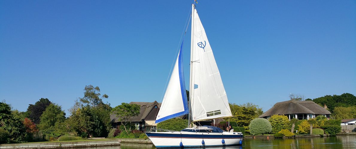 Waterways_Hols's tweet photo. Experience the tranquillity of the Broads from the comfort of your own sailing yacht ⛵️
https://t.co/Py3tfzG8EJ
#sailing #summerholidays #broadssailing #sailingholiday https://t.co/h6S6k3Hr5W