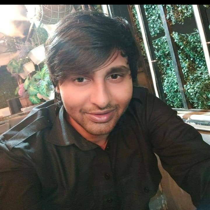 अब तो हमे भी देखना है, जिसकी चर्चा पीएम साहब कर रहे थे की कांग्रेसियों ने देश के लोगों पर काला जादू करने की कोशिश की उसका असर कितना हुआ है। तो बताओ मेरा काला जादू का असर किस किस पे हुआ😎😸
<a href="/amarjeet_incg/">Amarjeet singh (बिहारी भाई)</a> <a href="/movohra/">M G</a> @irkt05