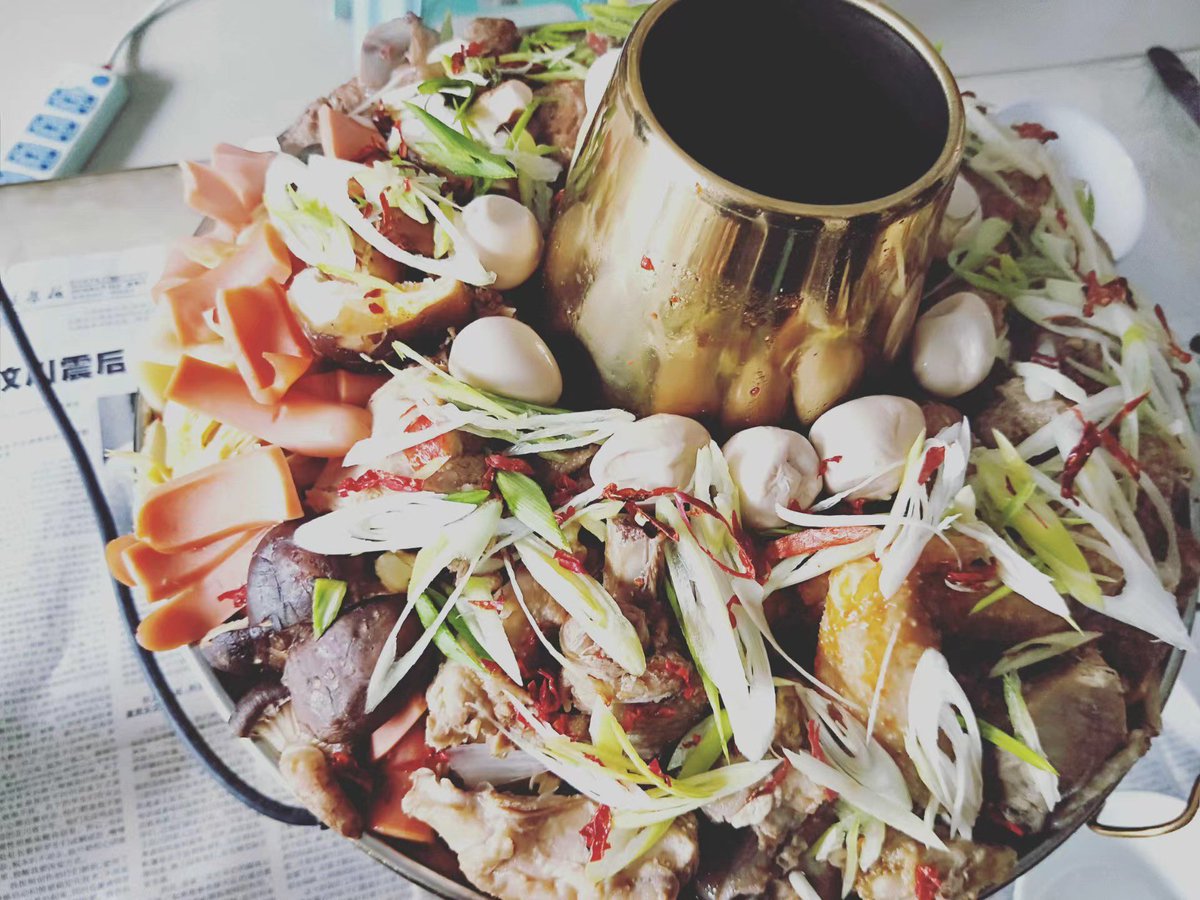 YingAnben's tweet photo. @AbbyNormalOne1 @Mandms05P @JensterGeek Such as Taoism, Buddhism, Mohammedanism, Christianity and so on. You can go to Changsha, Chongqing and other cities, there are a variety of delicious food. In north China, noodles are well made, you can go and try different kinds of noodles. https://t.co/wOIu4JwFgn